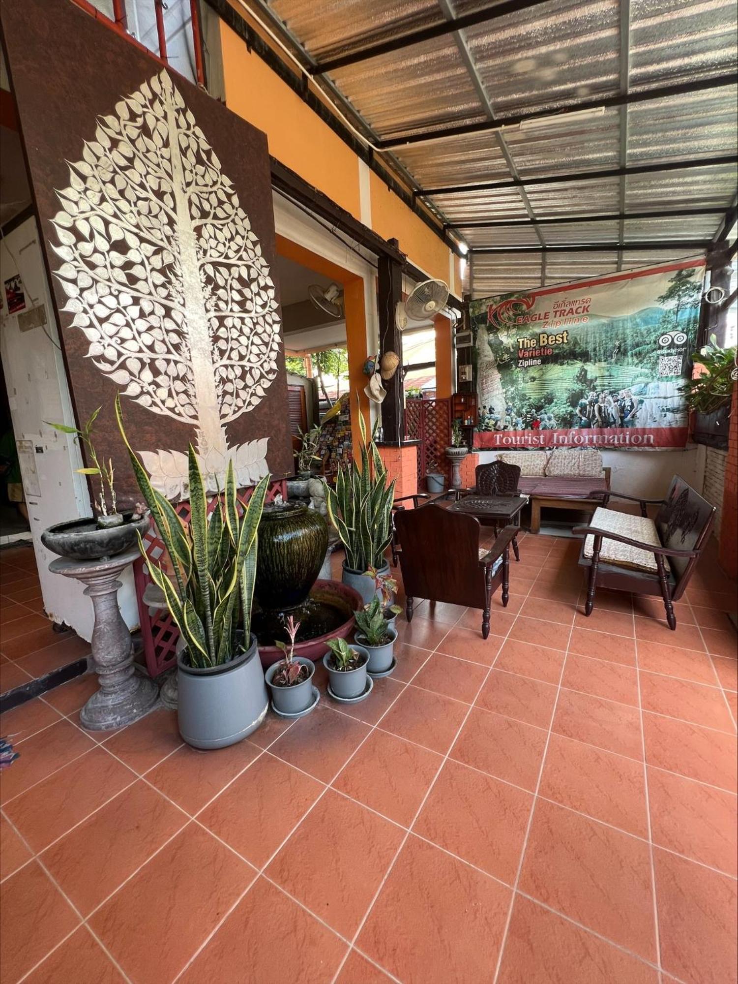 Jj Guesthouse Chiang Mai Zewnętrze zdjęcie