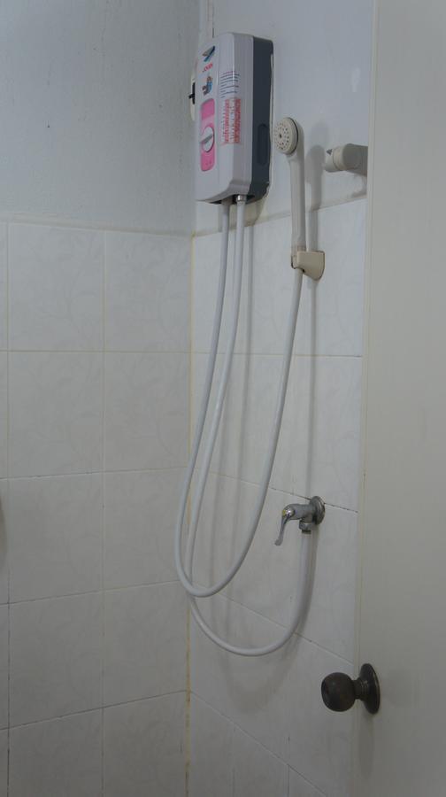 Jj Guesthouse Chiang Mai Zewnętrze zdjęcie