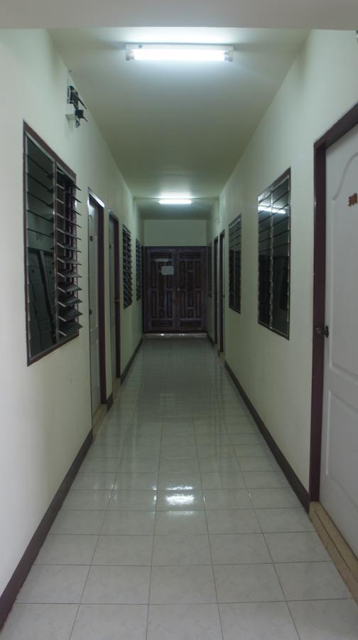 Jj Guesthouse Chiang Mai Zewnętrze zdjęcie