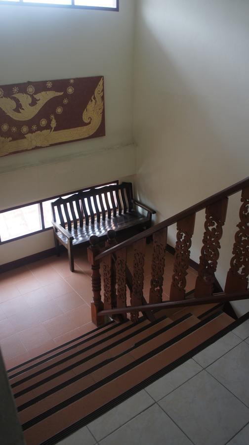 Jj Guesthouse Chiang Mai Zewnętrze zdjęcie