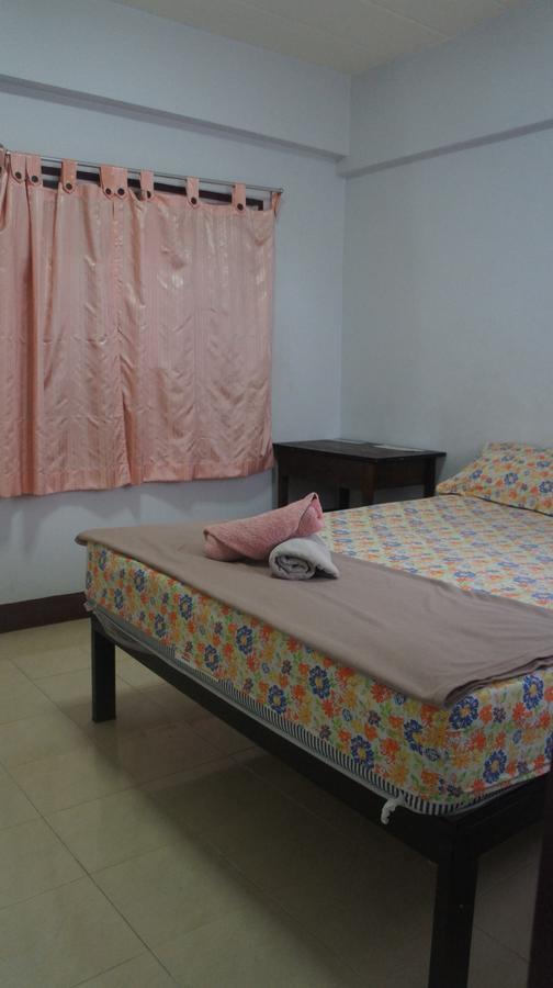 Jj Guesthouse Chiang Mai Zewnętrze zdjęcie